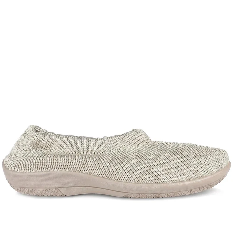 Flexible Fabric Upper Slip On Shoes - PLU44002 / 330 363 - Natural