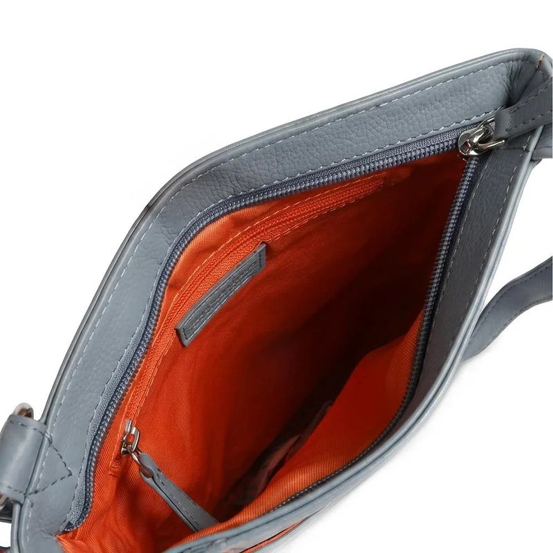 Essential Leather Crossbody Bag - LLOYD44036 / 330 478 - Light Blue