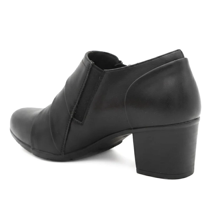 Zip Fasten Block Heel Ankle Boots - LAND44001 / 329 593 - Black