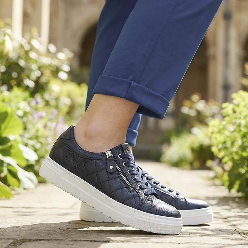 Bellissimo Wide Fit Zipped Trainers - BELWBINS43019 / 328 918 - Navy