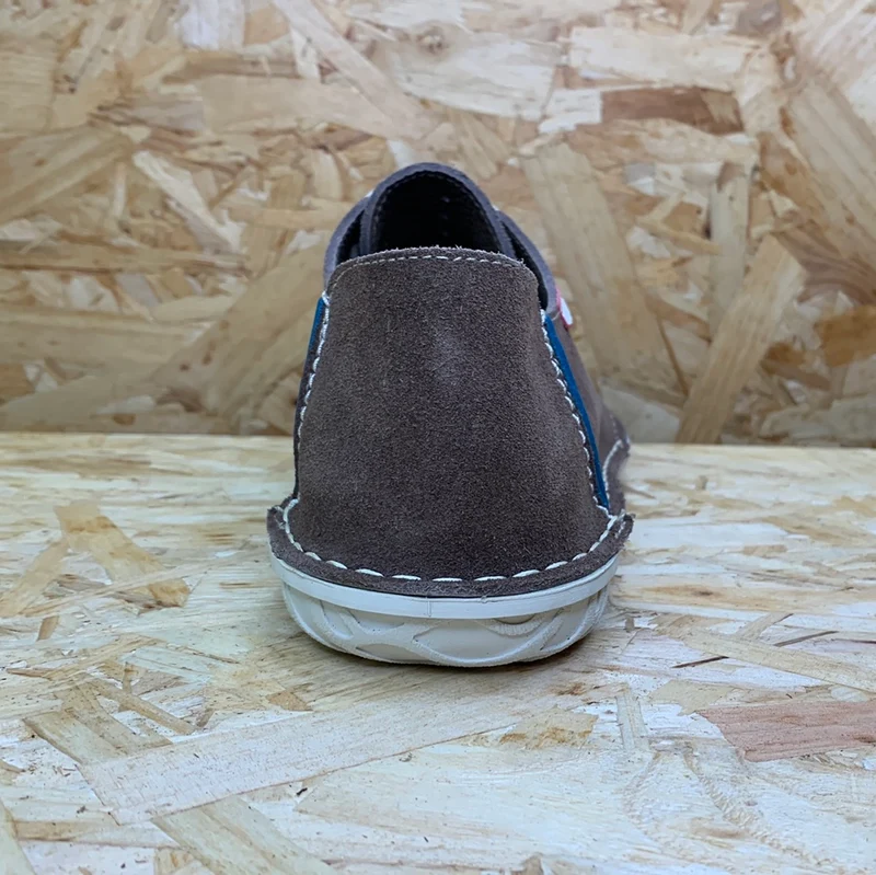 On Foot Herren-Schuhe aus perforiertem Leder – Braun