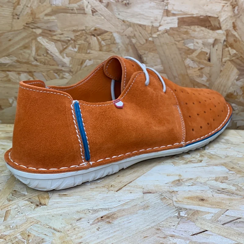 On Foot Herren-Schuhe aus perforiertem Leder – Orange