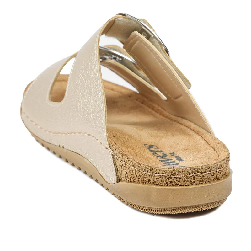 Wide Fit Buckle Detail Comfort Sandals - SERAY43001 / 329 113 - Soft Gold