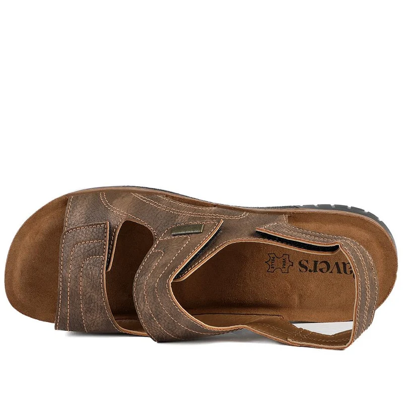 Touch Fasten Casual Sandals with Flat Heels - INB43014 / 329 216 - Brown