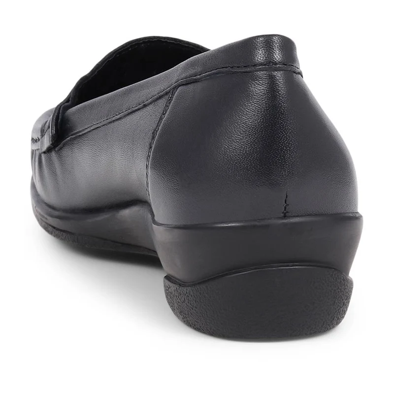 Leather Slip-On Loafers - NAP38023 / 325 236 - Navy