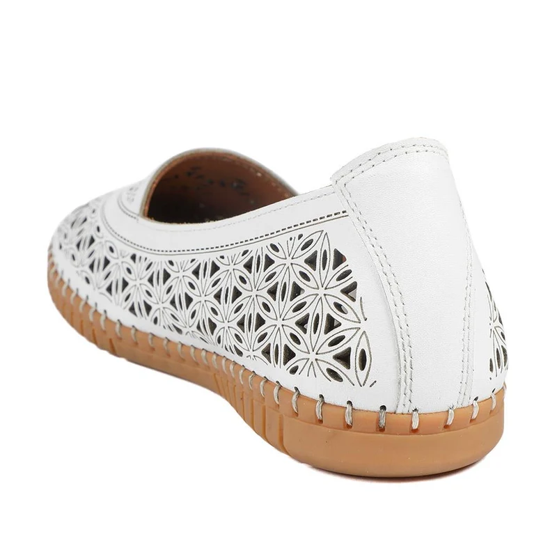 Leather Laser Cut Pumps - KARY43001 / 328 826 - White