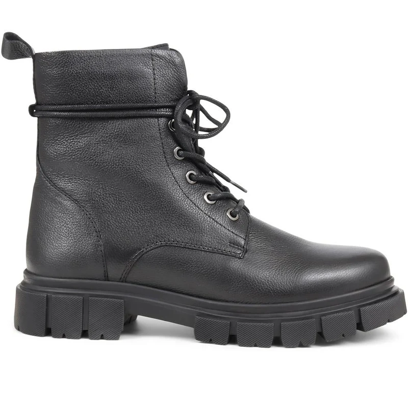Minna Lace-up Boots - MINNA / 324 326 - Black