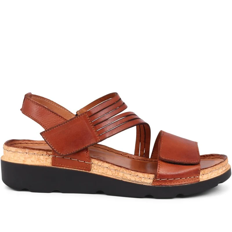 Adjustable Fasten Leather Sandals - KARY39029 / 325 513 - Tan