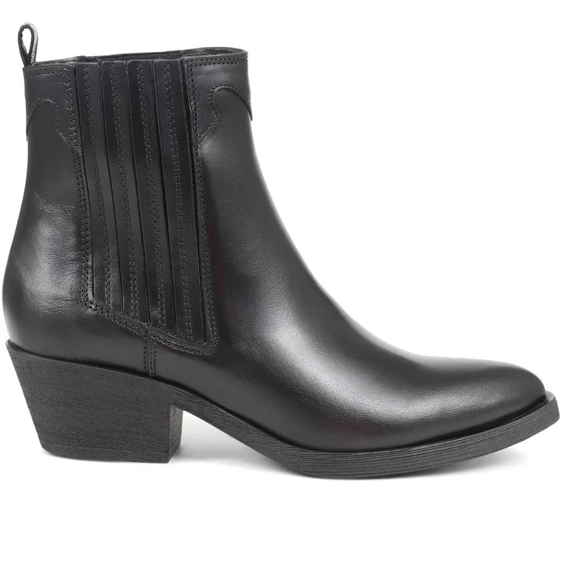 Delanna Leather Ankle Boots - DELANNA / 324 254 - Black