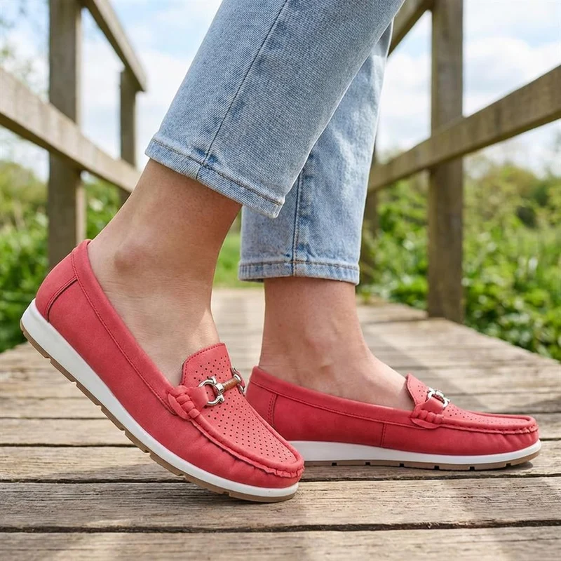 Breathable Buckle Detailed Moccasins - BAIZH41039 / 327 317 - Red