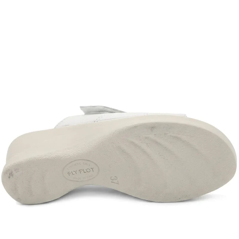 Fly Flot Adjustable Fasten Mule Sandals - FLY43019 / 328 645 - White