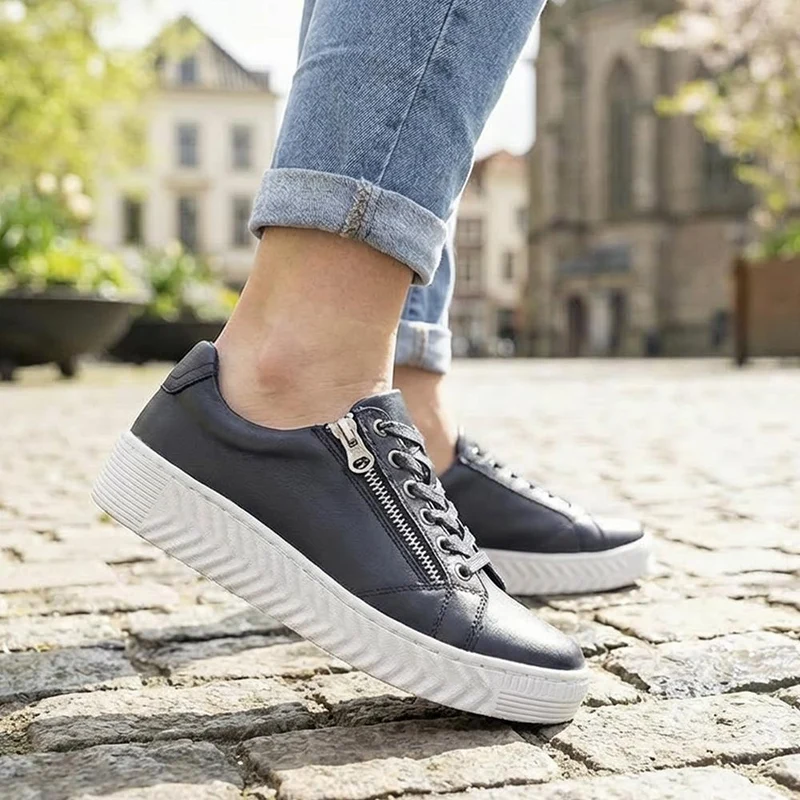 Wide Fit Leather Breathable Platform Trainers - BRK43000 / 328 558 - Navy