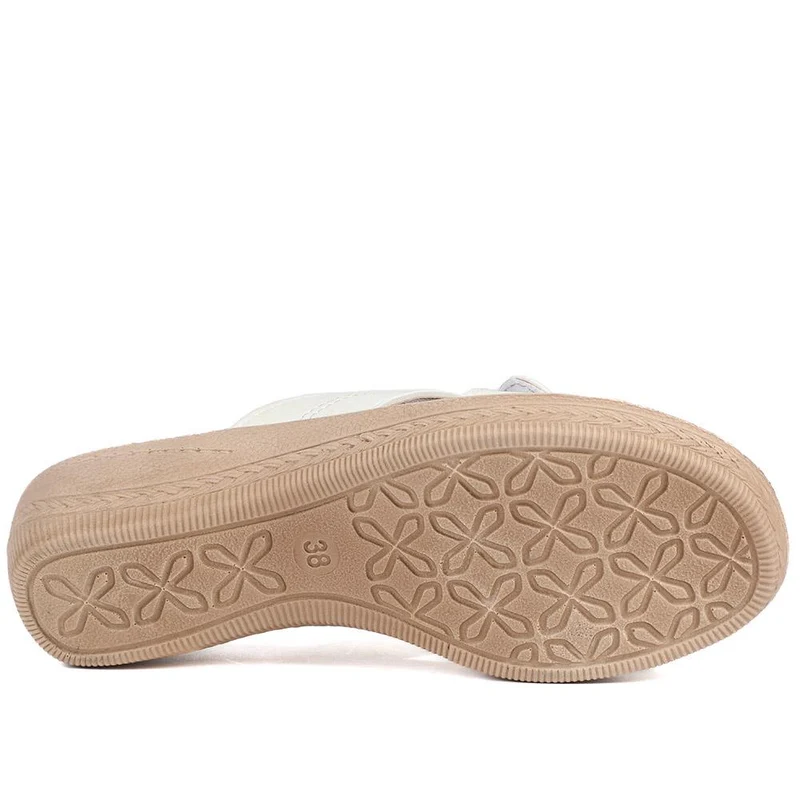 Adjustable Lightweight Mule Sandals - INB43008 / 329 128 - Off White