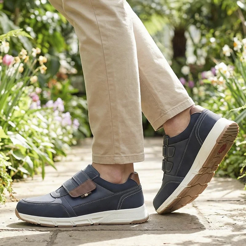 Wide Fit Adjustable Fasten Casual Shoes - WBINS42064 / 327 871 - Navy