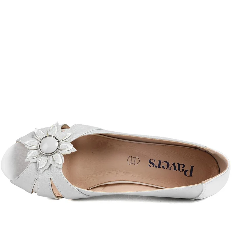 Flower Detail Peep Toe Wedge Pumps - WLIG43000 / 328 886 - Silver