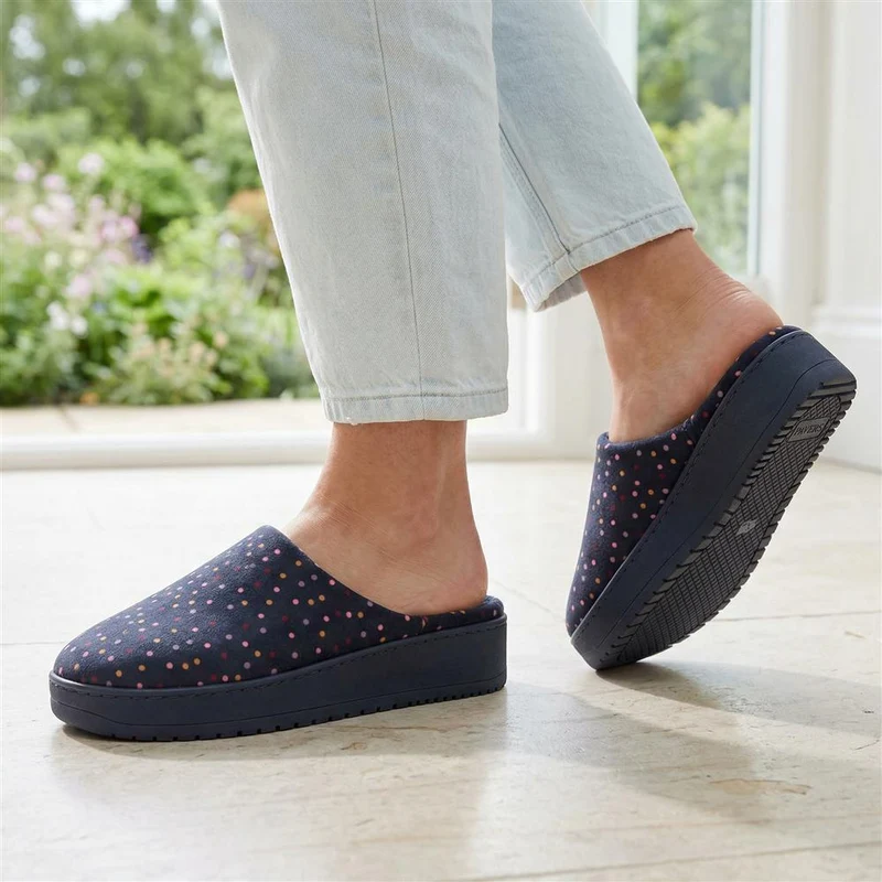 Cushioned Memory Foam Mule Slippers - QING43000 / 329 335 - Navy Multi