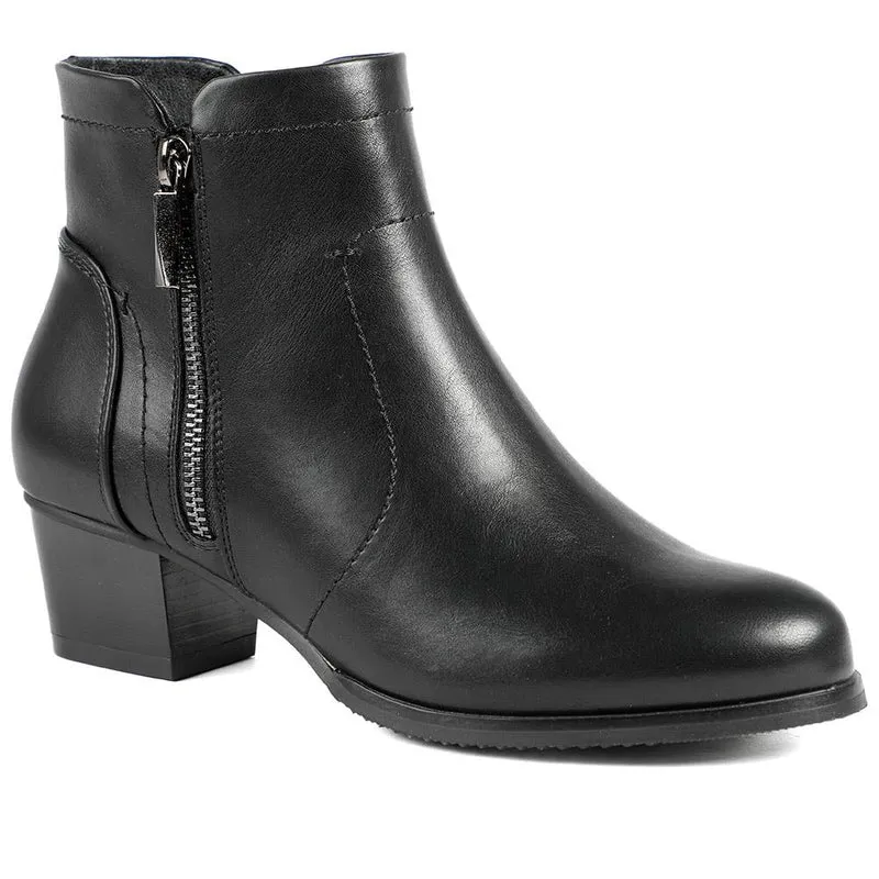 Classic Heeled Ankle Boots with Zip Fastening - SANYI42021 / 329 267