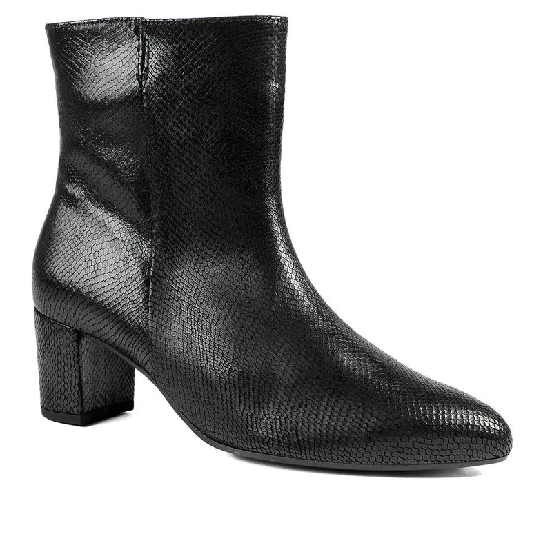 Gabor Leather Block Heel Ankle Boots - GAB42028 / 329 520
