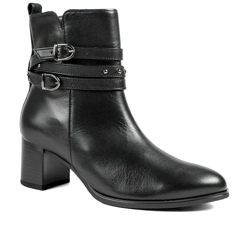 Gabor Leather Block Heel Smart Ankle Boots - GAB42027 / 329 519