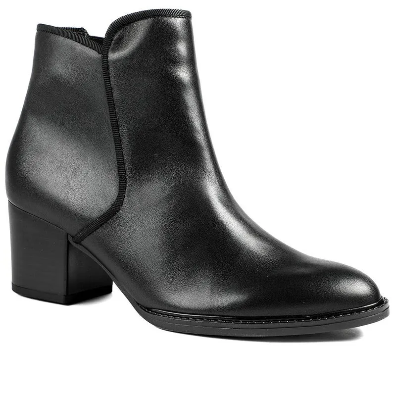 Gabor Smart Leather Zip Up Ankle Boots - GAB42021 / 329 515 - Black
