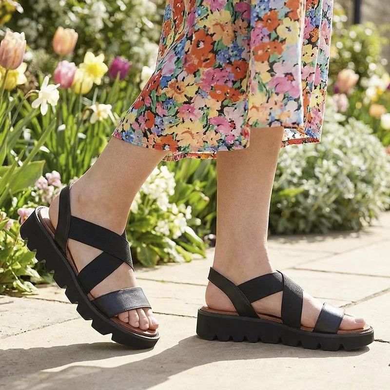 Slip On Chunky Sandals - BAIZH39011 / 325 194 - Black
