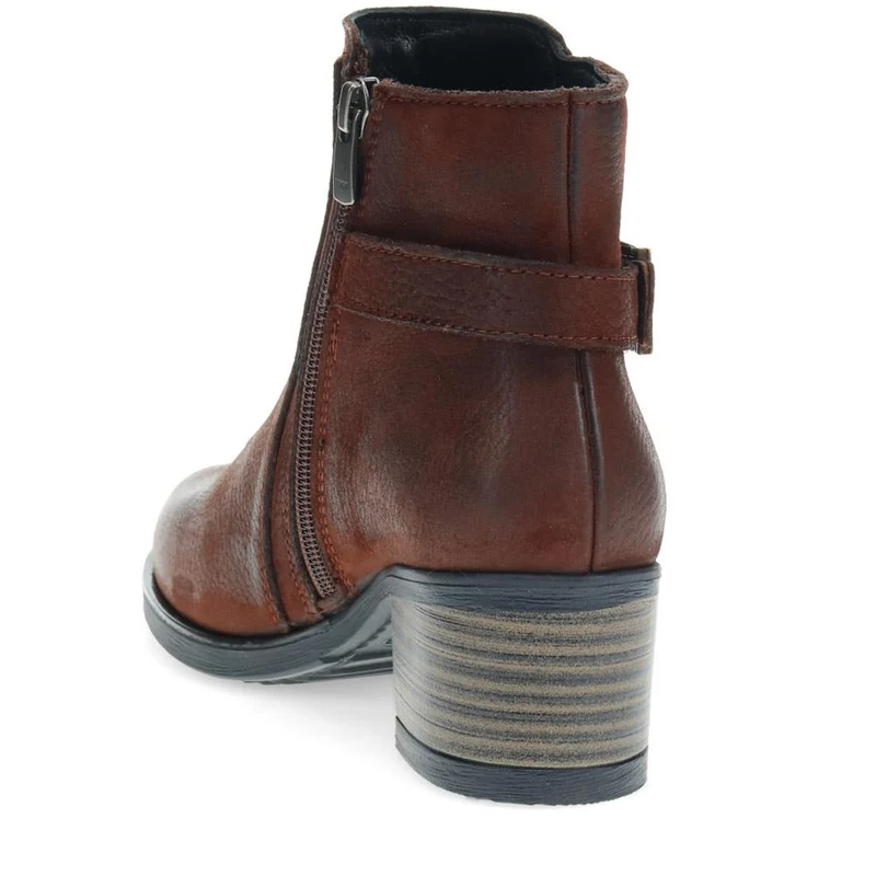 Heeled Ankle Boots - VAN40504 / 326 726 - Dark Brown
