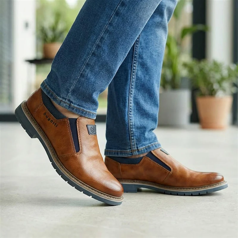 Leather Slip On Shoes with Elasticated Fastening - BUG43500 / 328 746 - Tan