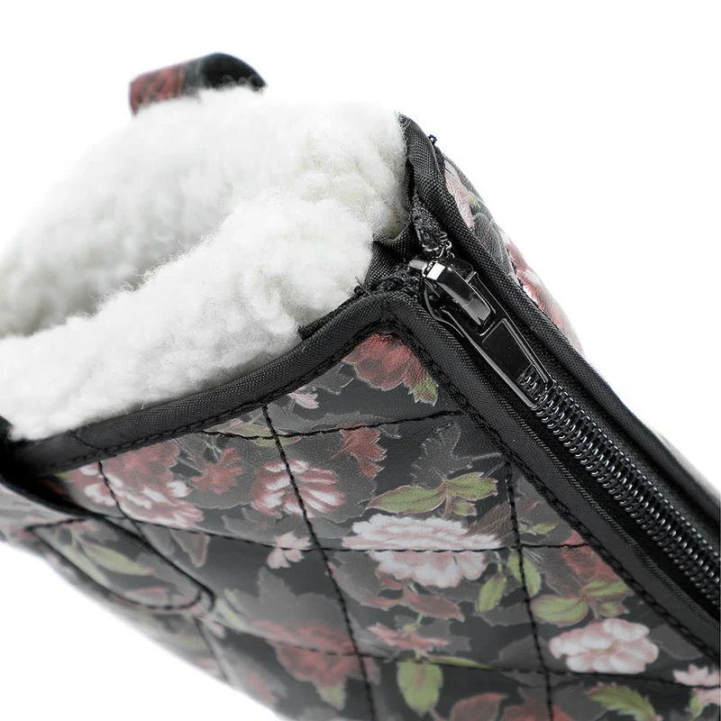 Fleece-Lined Snow Boots - SHINN40001 / 326 402 - Black Rose Floral