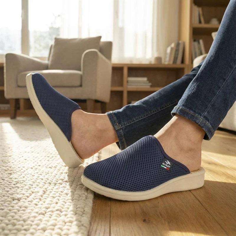 Fly Flot Lightweight Self Moulding Mules - FLY41051 / 326 667 - Blue