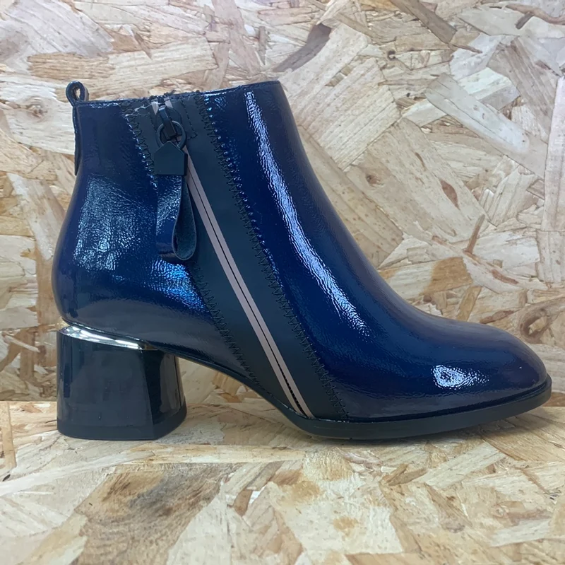 Kate Appleby Damen-Stiefelette von Oakley – Saphirblau