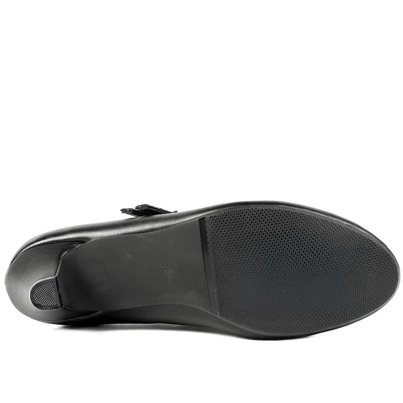 Heeled Mary Janes - AMITY39003 / 325 107 - Black