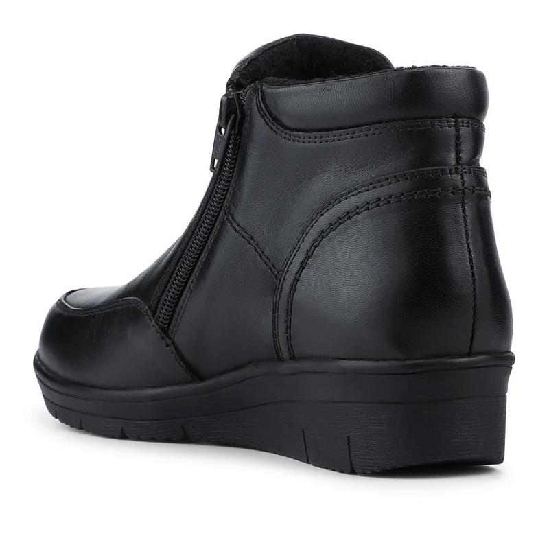 Breathable Leather Water Resistant Boots - DDIN42003 / 328 315 - Black