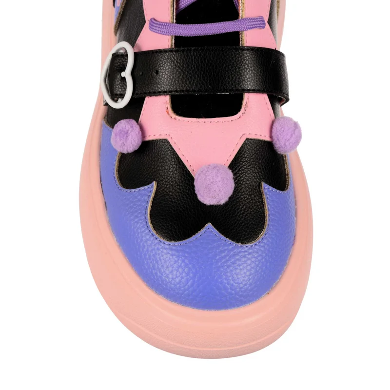 Irregular Choice Frauen Hello Kitty Halloween Gruselige Kuromi Stiefeletten – Schwarz