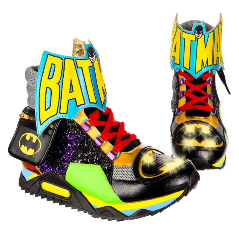 Irregular Choice Frauen Justice League Bat-Tech Leuchtstiefel – Schwarz