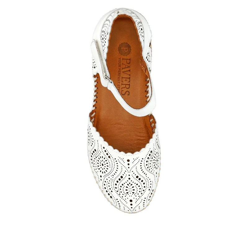 Casual Leather Touch Fasten Mary Janes - METIN41008 / 327 207 - White