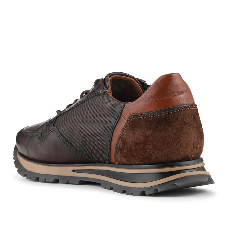 Bugatti Zip Fasten Leather Trainers - BUG42510 / 328 320 - Brown