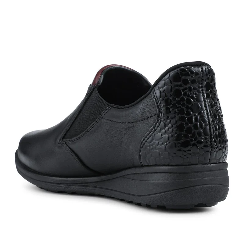 Rieker Wide Fit Leather Slip On Shoes - RKR42523 / 327 689 - Black