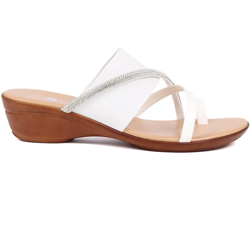 Smart Toe Post Sandals - CLUBS37015 / 323 813 - White