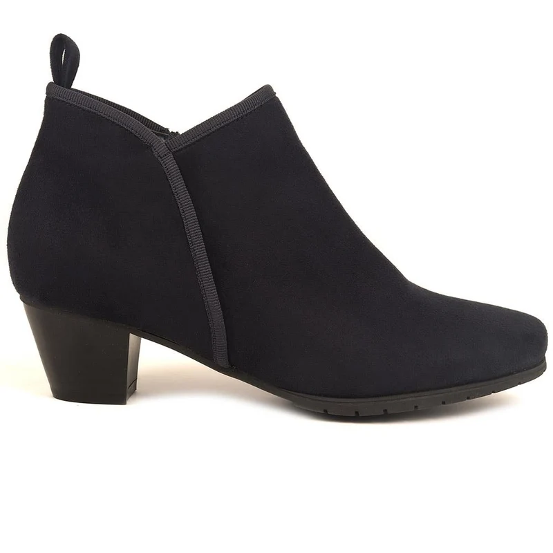 Heeled Short Ankle Boots - WBINS38005 / 324 159 - Navy