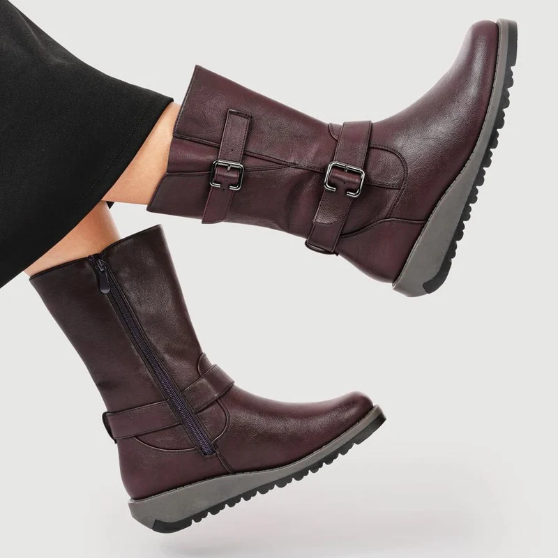 Dual Buckle Calf Length Boots - WK42018 / 328 044 - Purple