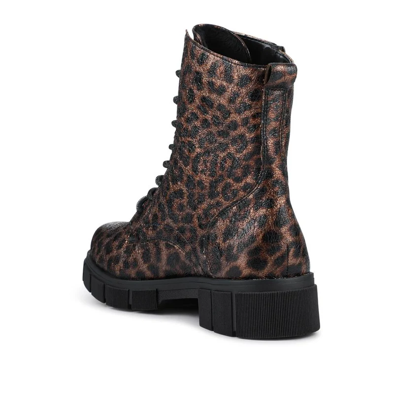 Faux Leather Lace-Up Boots - DRS42510 / 327 732 - Leopard