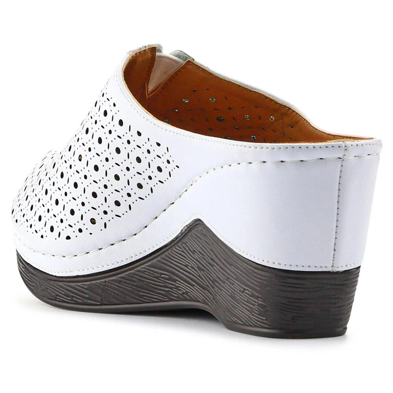 Lightweight Wedge-Heeled Clogs - WLIG41001 / 327 193 - White
