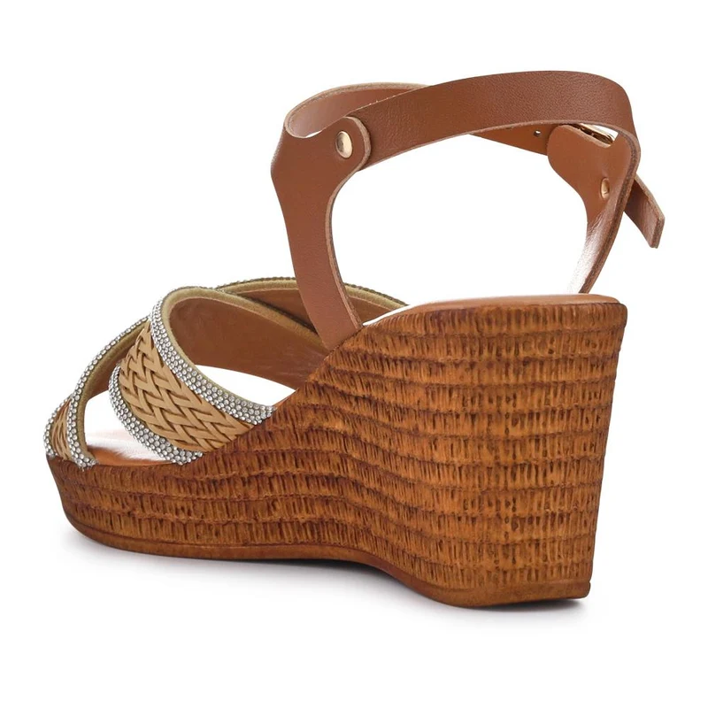 Buckle-Fastening Wedge Espadrilles - CLUBS41000 / 326 850 - Beige