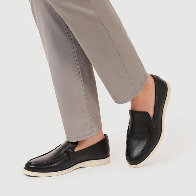 Smart All-Leather Loafers - SAKM41010 / 327 204 - Navy
