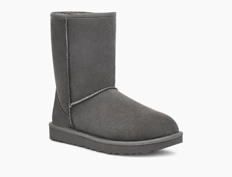 UGG Damen Classic Short II Stiefel – Grau