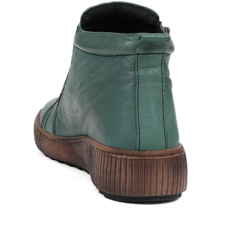 Leather Lace-Up Boots - HAK40013 / 326 039 - Green