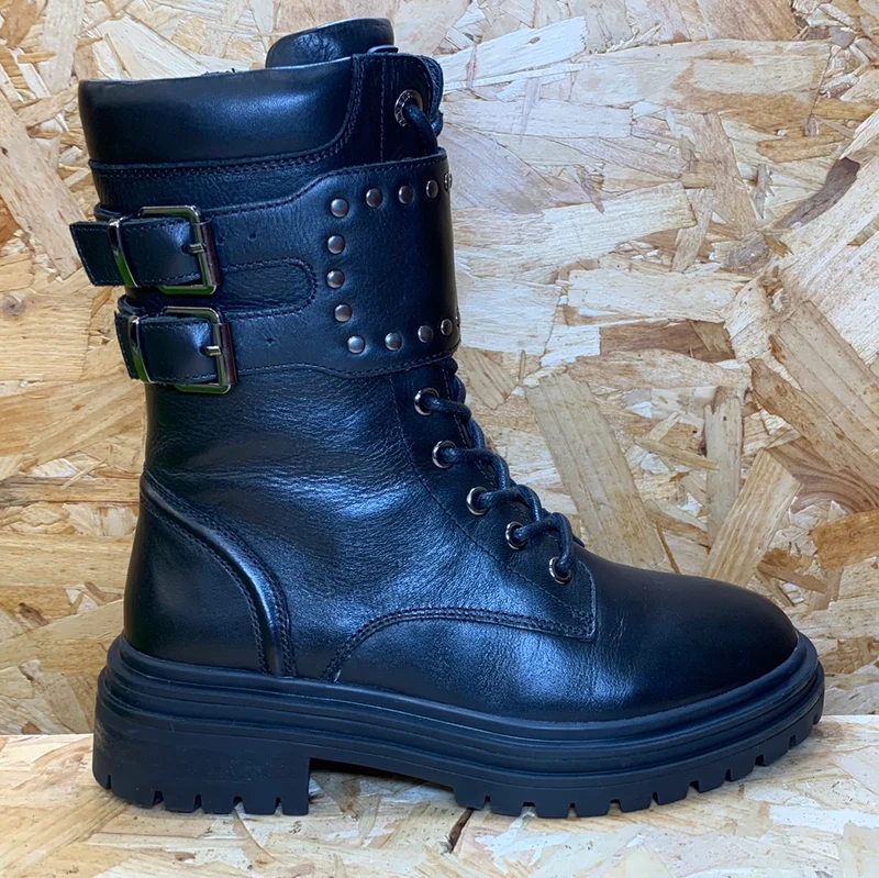Carmela Modischer Damenstiefel aus Leder – Schwarz