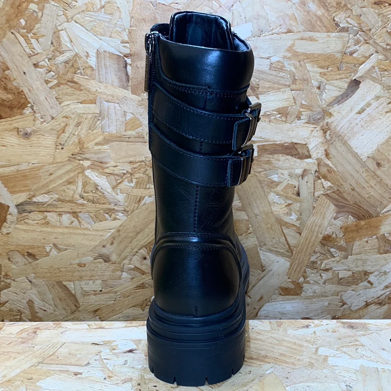 Carmela Modischer Damenstiefel aus Leder – Schwarz