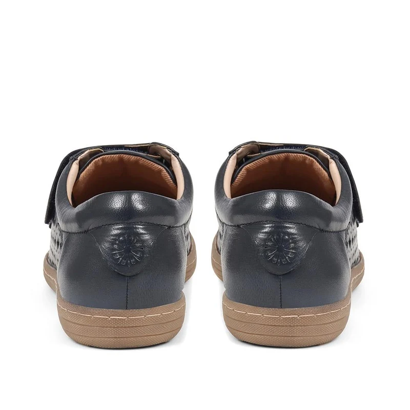 Casual Touch Fasten Shoes - VAN37515 / 323 980 - Navy