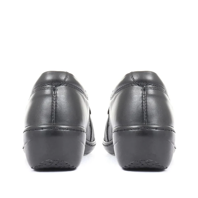 Handmade Slip-On Leather Shoes - HAK30009 / 316 090 - Black